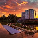 Helikon, Hotel Keszthely