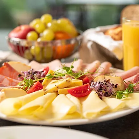 Helikon, קסזטלי