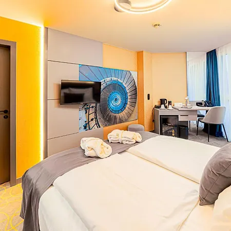 Helikon, 4*