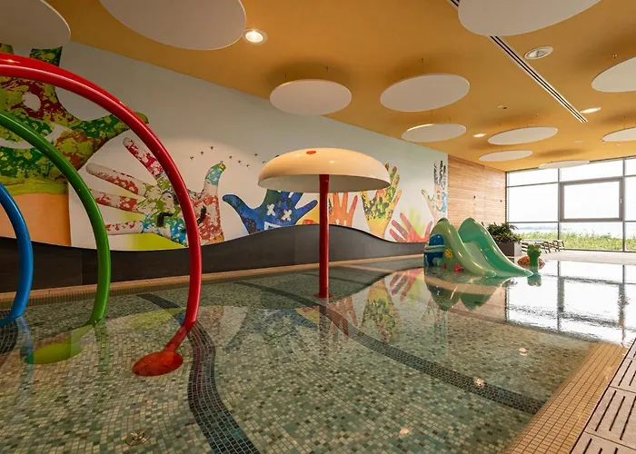Helikon, Hotell 4*