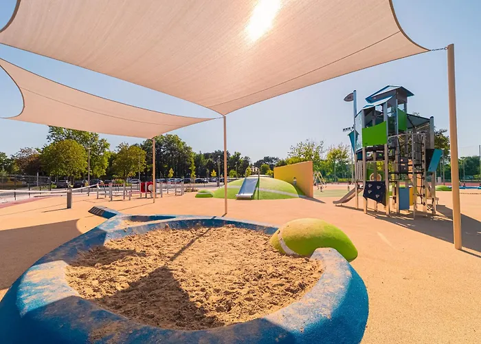 Helikon, Ξενοδοχείο Keszthely