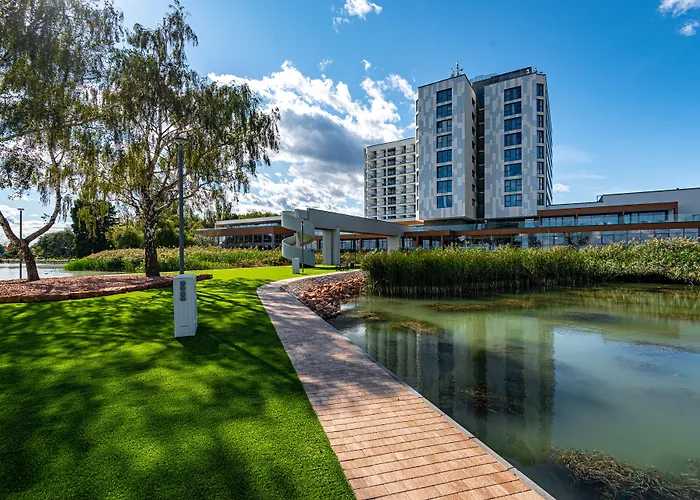 Helikon, كيستاي